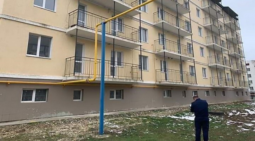 В Керчи будут судить чиновника за покупку непригодных квартир для детей-сирот