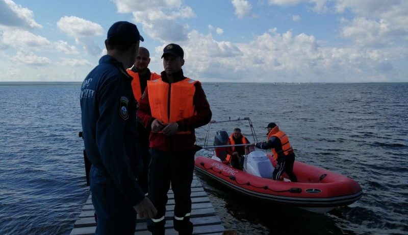В Судаке унесло в море 4 катамарана с отдыхающими