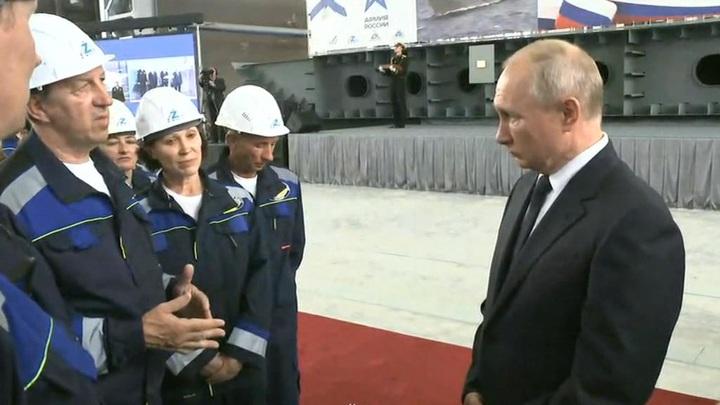 Президент России сообщил об особой мере поддержки для крымских судостроителей