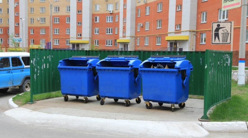 В Симферополе заменят старые мусорные контейнеры