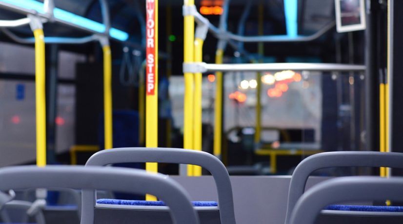 Перевозчики на маршрутах общественного транспорта заинтересованы в безналичной оплате не меньше, чем пассажиры, — комментарий заместителя министра транспорта Крыма
