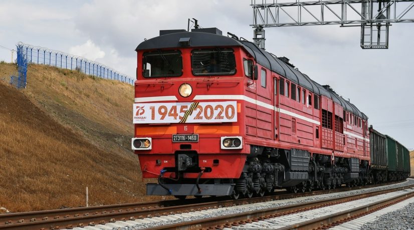 Ожидание и реальность: министр рассказал, почему запуск грузовых поездов не снизил цены в Крыму