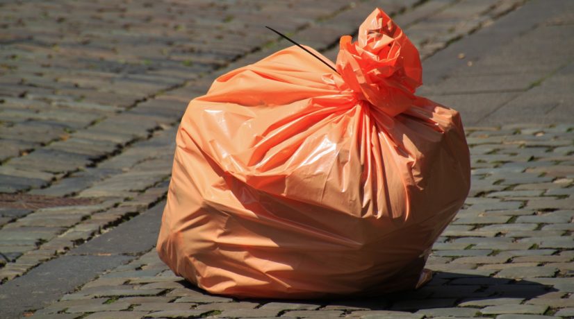 Более 70 мешков мусора собрали волонтёры в бухте Капсель
