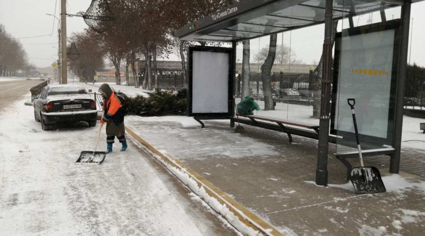 Не хватило техники: директор МБУ «Город» рассказал, почему не удалось вовремя очистить Симферополь от снега