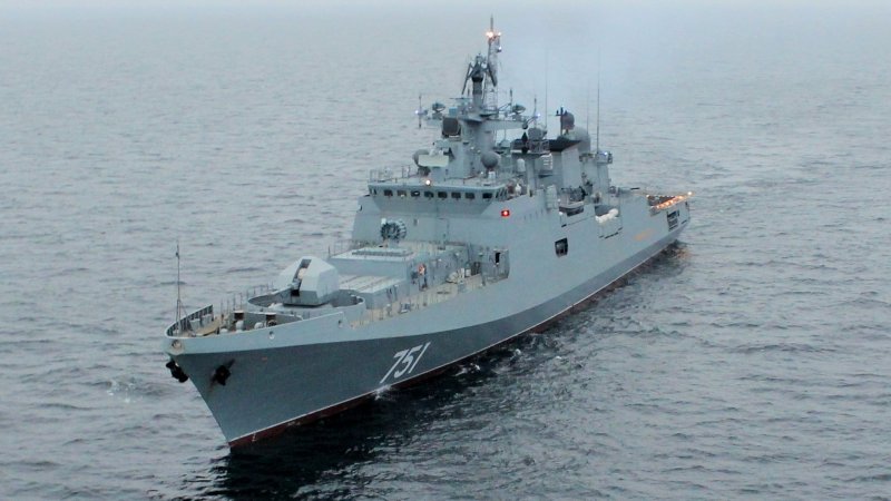 Военный эксперт рассказал, почему на побережьях Чёрного и Азовского морей происходит усиление военных сил РФ