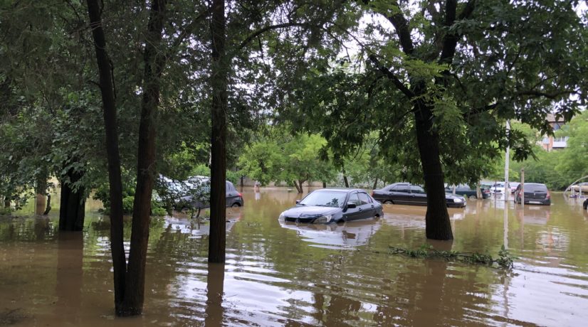 Керчанам, пострадавшим от наводнения, начнут выплачивать компенсации уже 22-23 июня