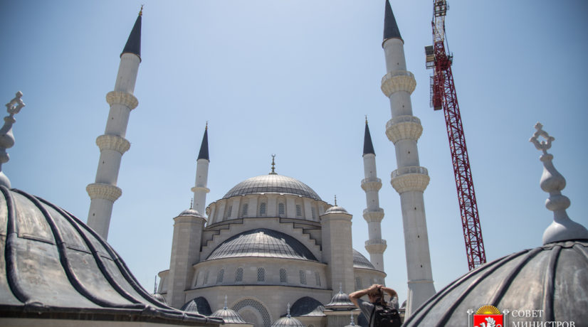 Когда в Симферополе завершат строительство Соборной мечети