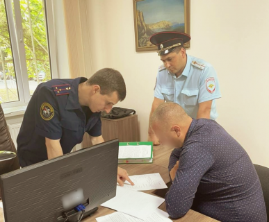 В Крыму задержан глава Молочненского сельского поселения Сакского района