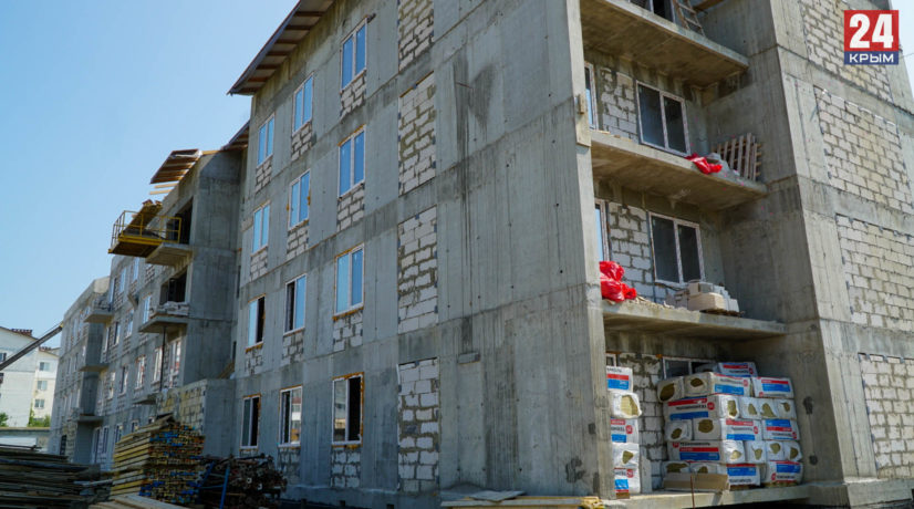 В Керчи до нового года завершат строительство дома для переселенцев, чьи жилища попали в санитарную зону Крымского моста