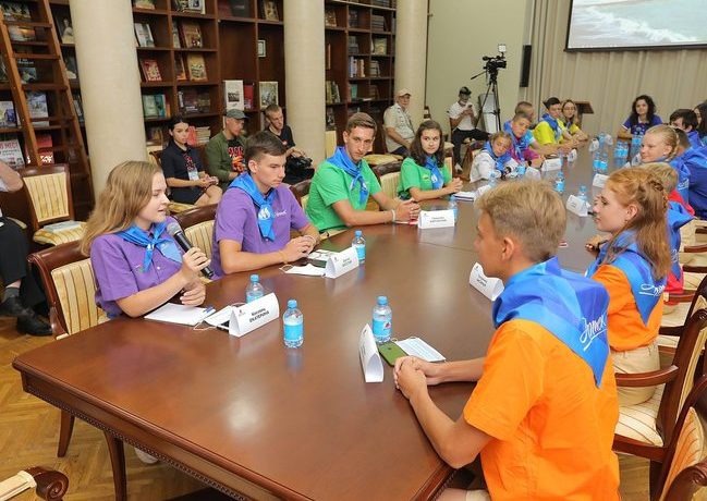 Детская международная дипломатия в деле: представители зарубежных СМИ посетили «Артек»