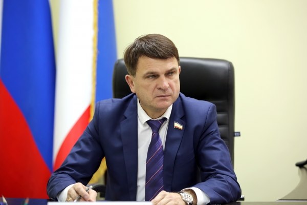 Заявление на участие в выборах в Госдуму подал Леонид Бабашов