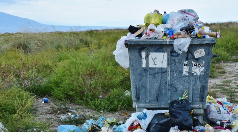 «Ситуация хромает на обе ноги»: Глава Крыма проинспектировал уборку мусора в Евпатории, Белогорске и Бахчисарае