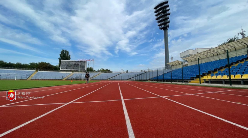 В Симферополе после реконструкции открыли стадион «Локомотив»