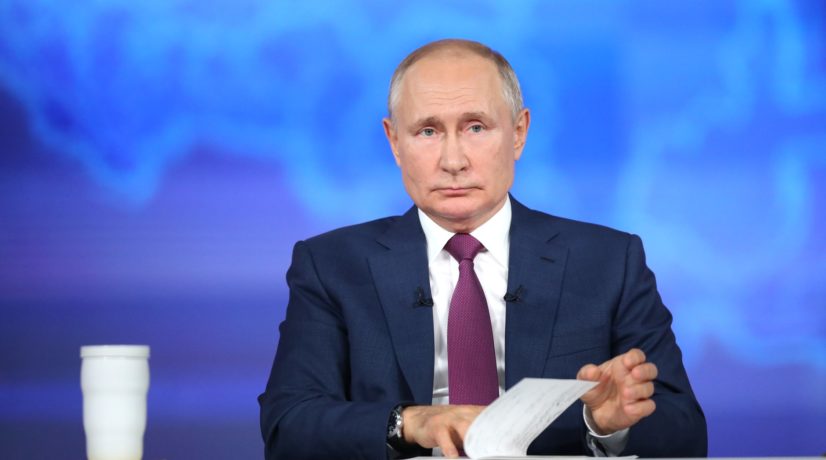 Владимир Путин объявил о введении нерабочих дней с 30 октября по 7 ноября