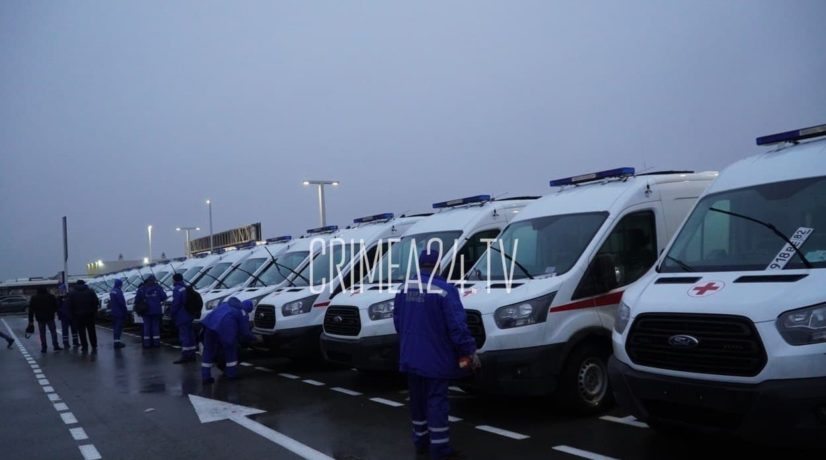 Новые автомобили скорой помощи крымские медики переделывали «под себя»