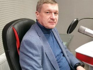 Александр Наков