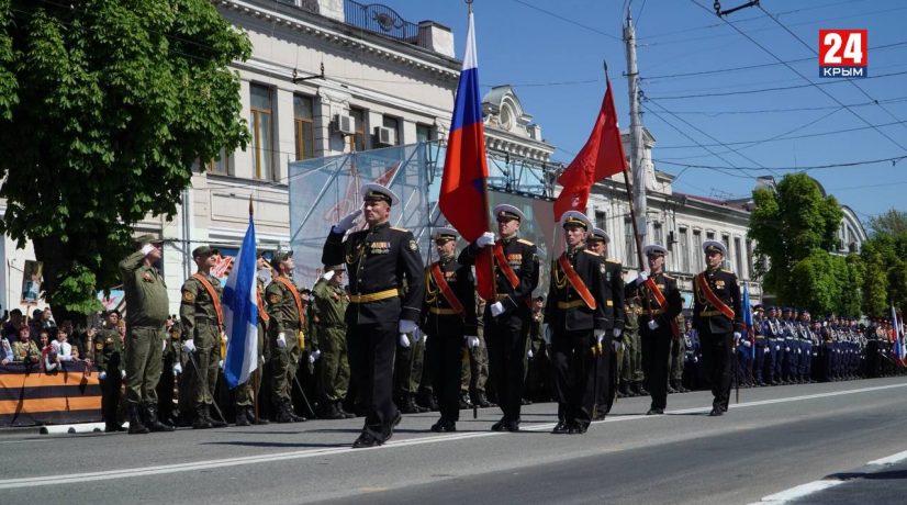 В городах Крыма прошли парады Победы