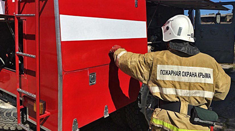 В Симферопольском районе на пожаре спасли мужчину